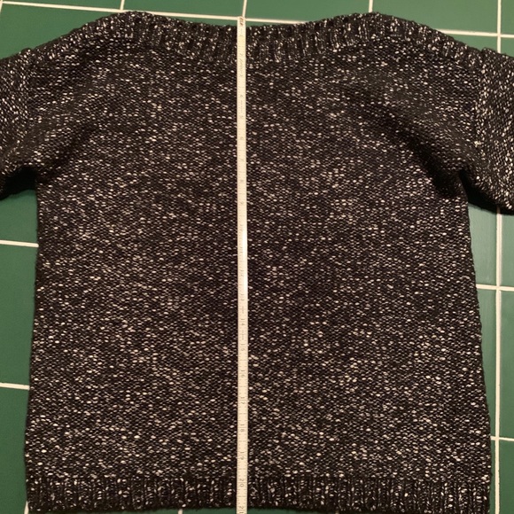 Banana Republic Sweater - Picture 3 of 4